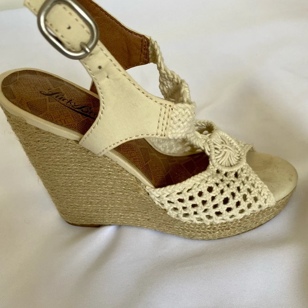 Lucky Brand Cream Crochet Espadrille Wedge Sandals Size 8 Boho Platform Open Toe